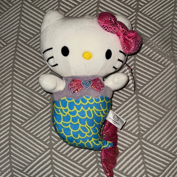 NWT Hello Kitty little mermaid collector plush, medium. - Picture 1 of 2